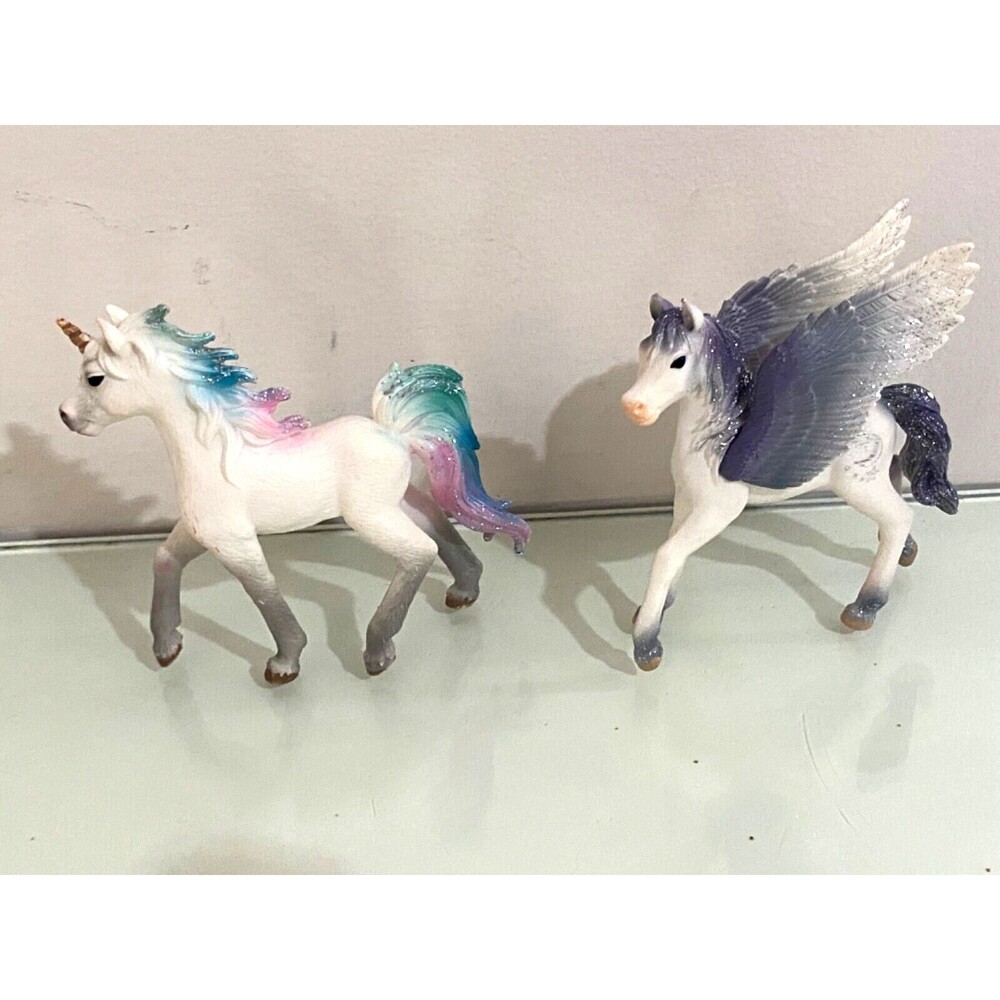Lot of 2 Schleich Pegasus & Unicon D-73527 Toy 6” figures